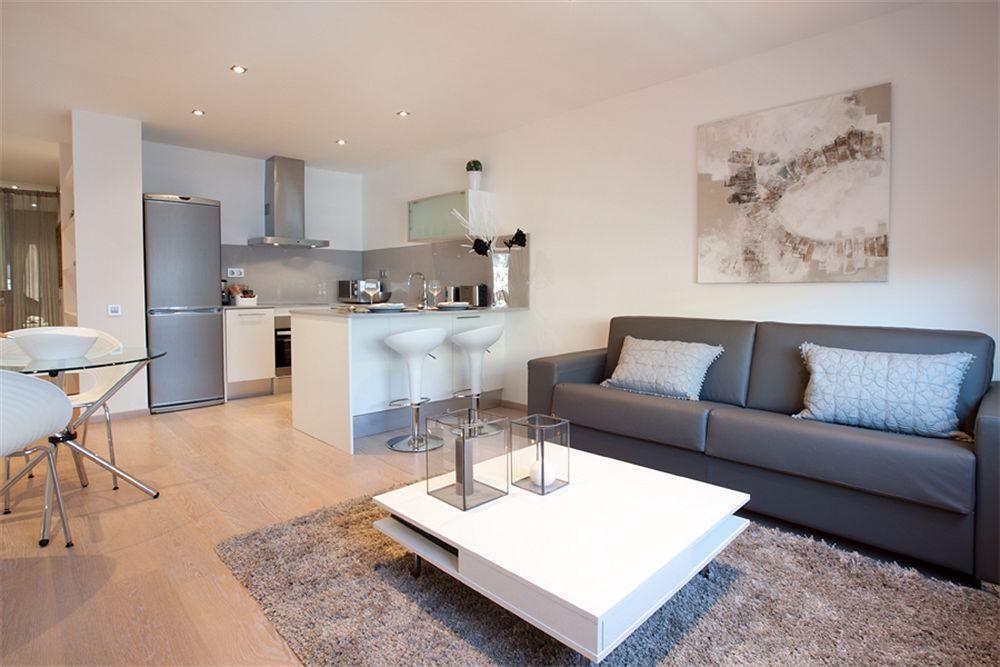 Rent Top Apartments Near Plaza De Catalunya Барселона Экстерьер фото