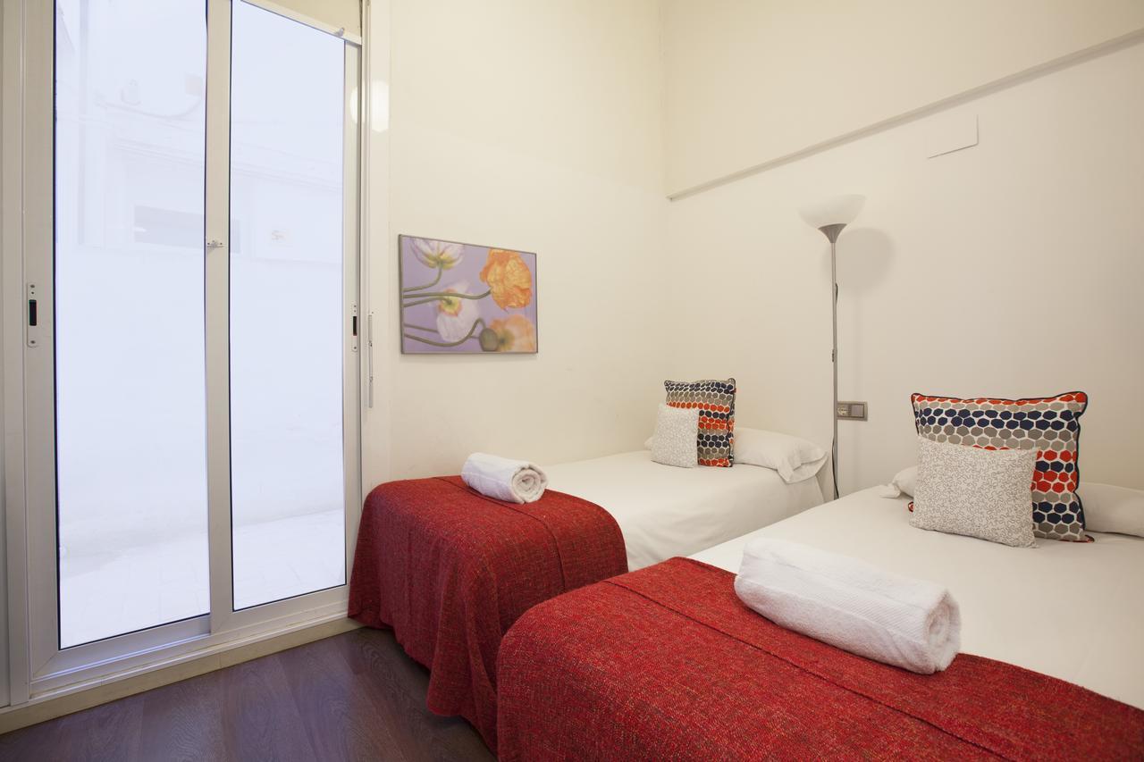 Rent Top Apartments Near Plaza De Catalunya Барселона Экстерьер фото