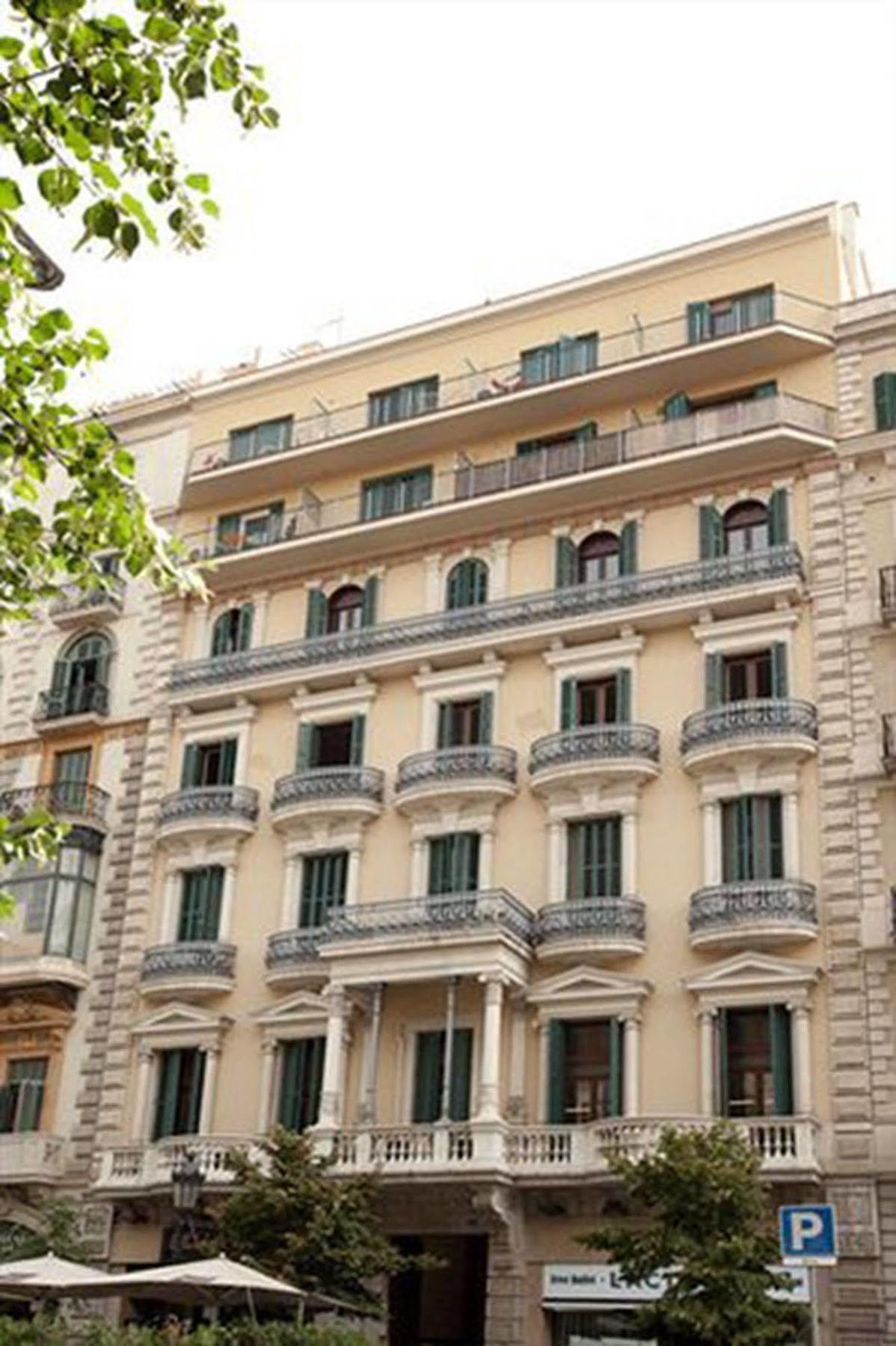 Rent Top Apartments Near Plaza De Catalunya Барселона Экстерьер фото