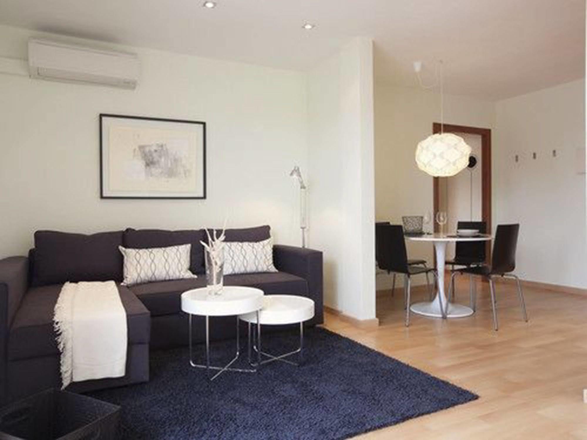 Rent Top Apartments Near Plaza De Catalunya Барселона Экстерьер фото