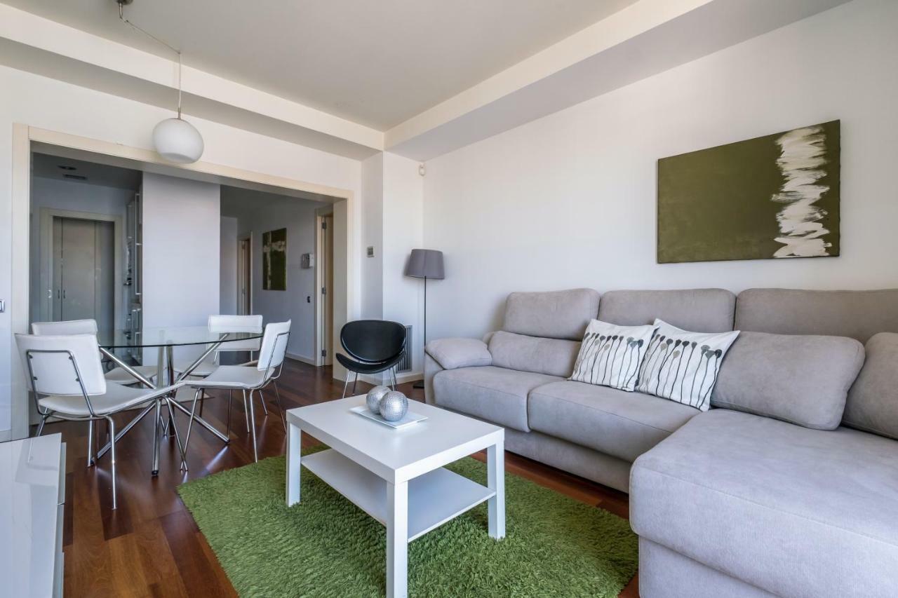 Rent Top Apartments Near Plaza De Catalunya Барселона Экстерьер фото
